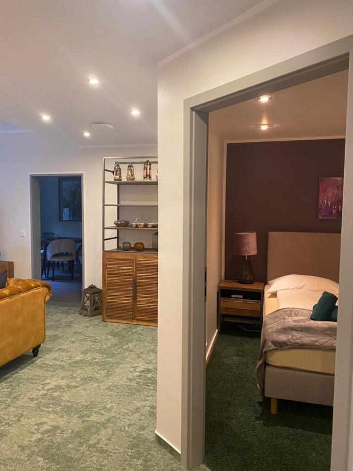 Besotel Erkrath- Schicke Fewo Oder Apartments Zentral Naehe Bahnhof Und Autobahn Im Neandertal Mit Glasfaser Wlan Und Freies Parken Exteriér fotografie