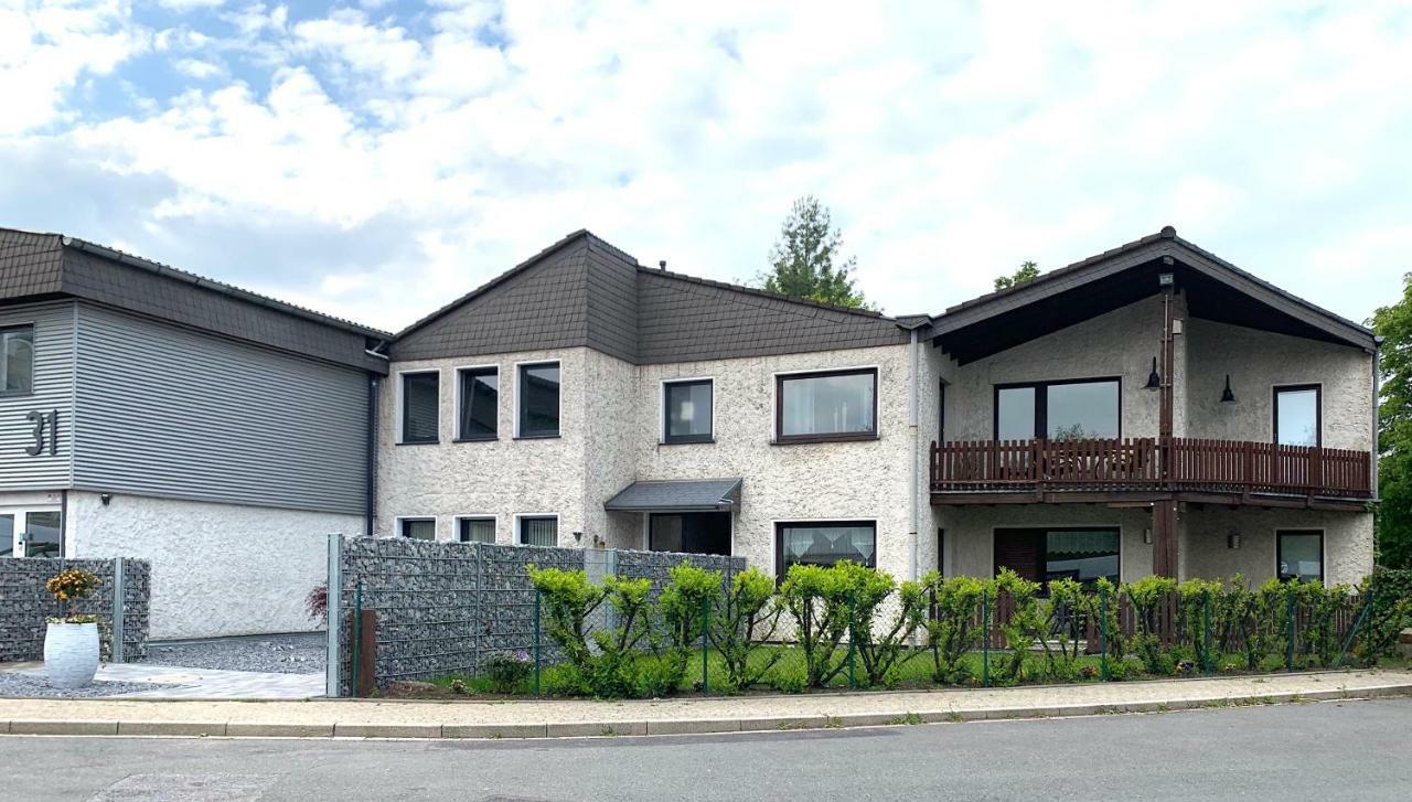Besotel Erkrath- Schicke Fewo Oder Apartments Zentral Naehe Bahnhof Und Autobahn Im Neandertal Mit Glasfaser Wlan Und Freies Parken Exteriér fotografie